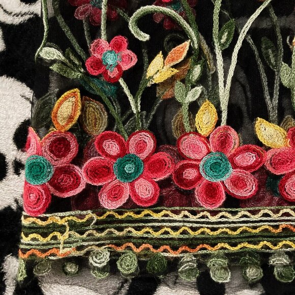 PAPILLION Black sleeveless dress w/ tulle floral embroidered hem ~ MEDIUM LARGE - Picture 5 of 15